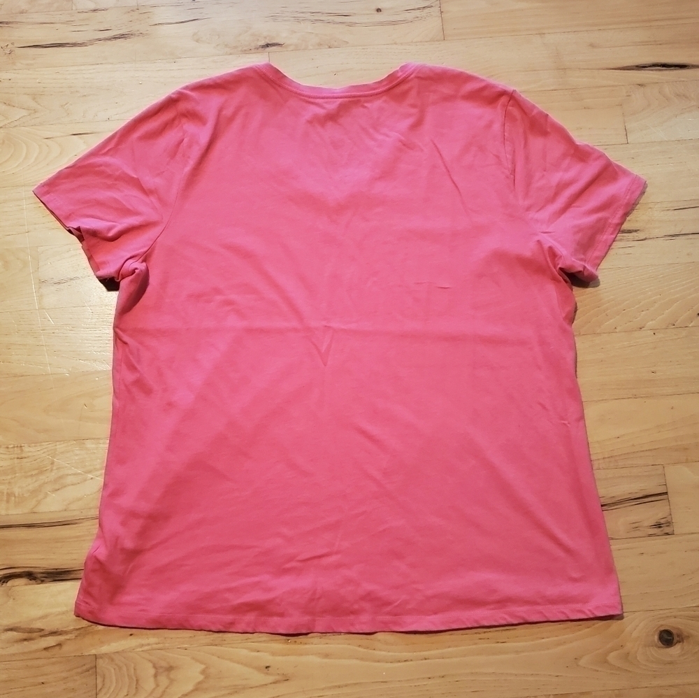 Life Is Good Patriotic American Flag Stars and Stripes Size XLarge Coral V Neck - Picture 2 of 8